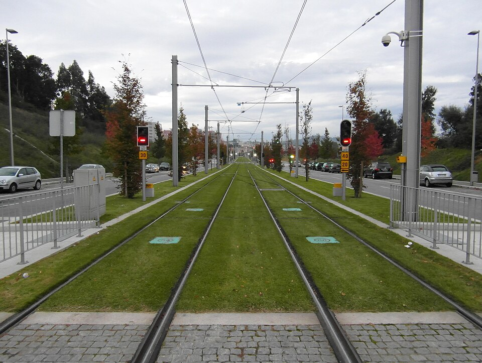 Metro do Porto light rail tracks near Gondomar and Fânzeres